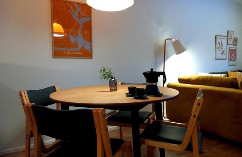 Rovaniemi Apartment | Holiday Home Aalto, quiet row house with infrared sauna
