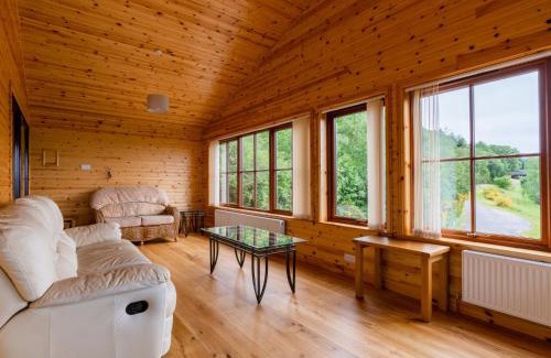 East Lewiston House | Holiday Home Achmony Green by Interhome