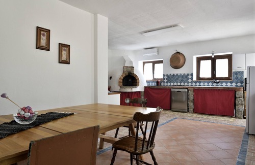 Arzana House | Holiday Home 'Ami' with Sea View, Private Terrace and Shared Garden