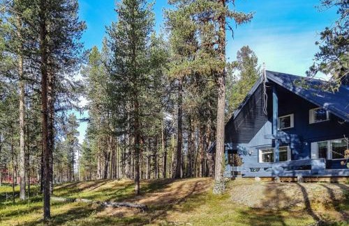 Enontekio House | Holiday Home Antin mökki by Interhome