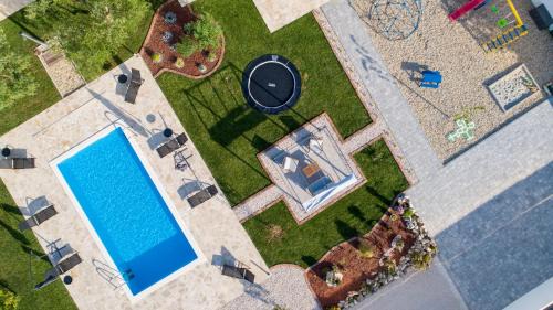 Municipality of Sukosan Villa | Holiday home Aprilis with pool, jacuzzi and sauna