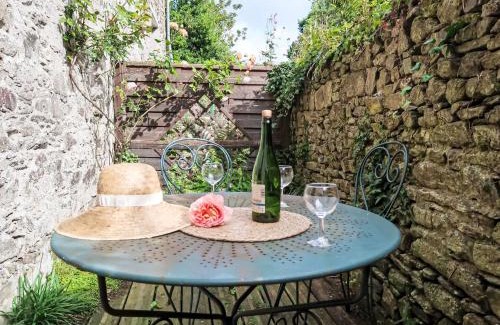 Treguier House | Holiday Home Arbenn 1 by Interhome