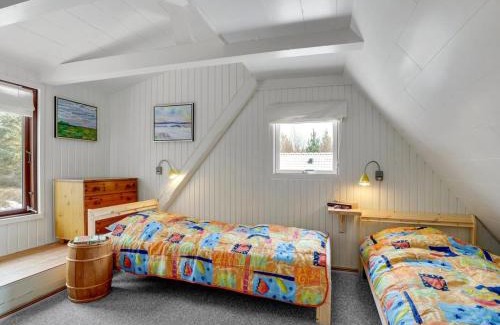 Fur House | Holiday Home Aswarth - 50m to the inlet by Interhome