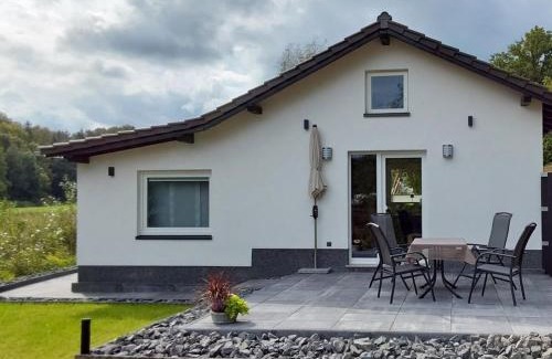 Windeck House | Holiday home at the mill pond