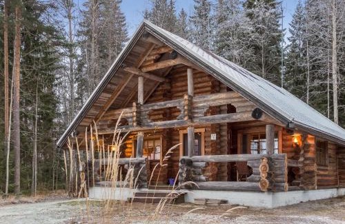 Hankasalmi House | Holiday Home Aurinkoniemi by Interhome