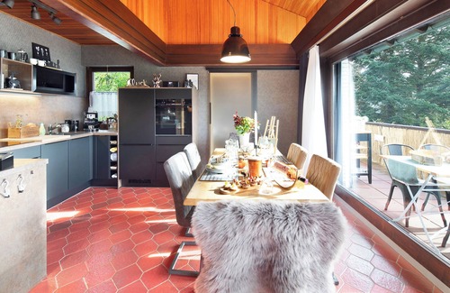 Waldeck House | Holiday Home 'Auszeyt Für Zwei' with Private Terrace, Private Garden and Wi-Fi