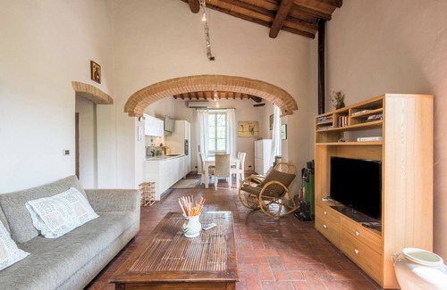 Radda in Chianti House | Holiday Home 'Beretone' with Mountain View, Wi-Fi and Air Conditioning