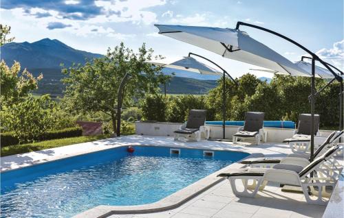 Bajagic House | Holiday Home Bajagic 90 With Outdoor Swimmingpool