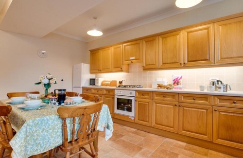 Combe Martin House | Holiday Home Bakery Cottage