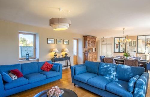 Tregunc House | Holiday Home Balade Océane by Interhome
