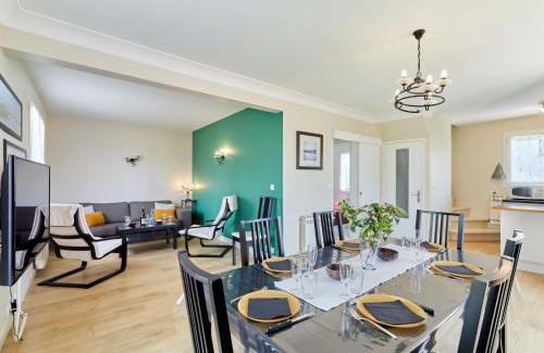 Denneville House | Holiday Home Bellevue by Interhome