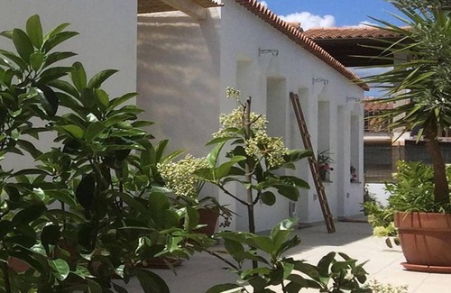 Iscra e Voes House | Holiday Home Bilocale Muriska with Terrace & A/C