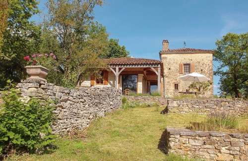Bouzic House | Holiday Home Bouzic with Valley View