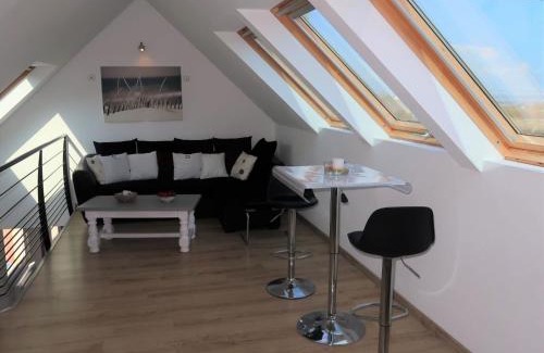 Cleder House | Holiday Home Brise Marine by Interhome