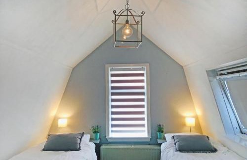 Brouwershaven House | Holiday Home Brouwershaven by Interhome