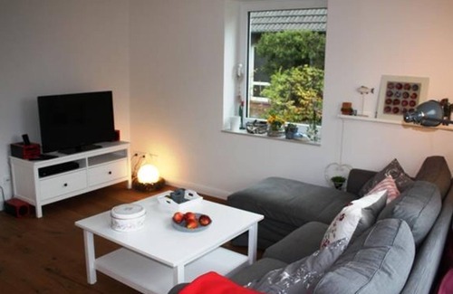Sudbrookmerland House | Holiday home Bullerbü - Holiday home, shower and bath, 3 bedrooms