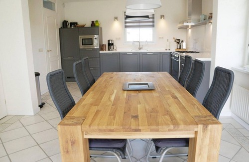 Callantsoog House | Holiday home Buitenplaats 21 in Callantsoog. Suitable for 6 people with 3 bedrooms.