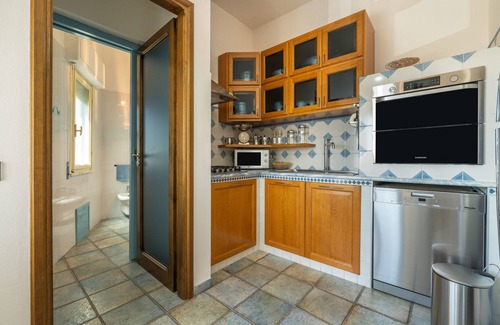 Calasetta House | Holiday Home "Cà du Savio" with Sea View & Wi-Fi