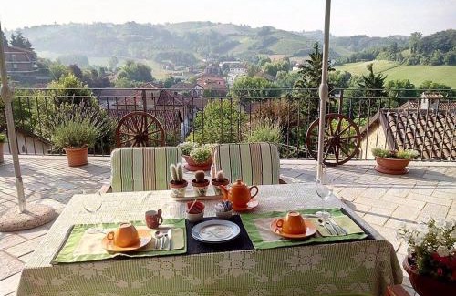 Mombercelli Bed & Breakfast | Holiday home Ca' del Cinema