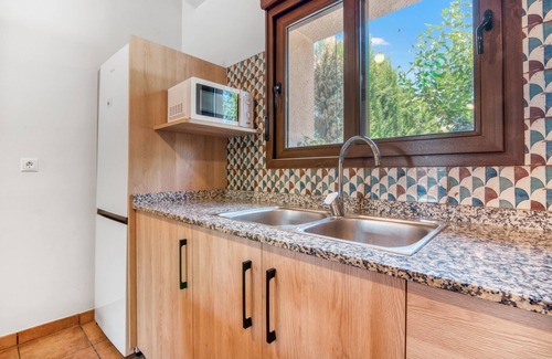 Beneixama House | Holiday Home 'Casa La Pedania' with Private Pool, Wi-Fi and Air Conditioning
