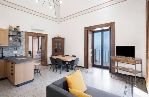 Vico Equense House | Holiday Home "Casetta Punta la Guardia" with Sea View, Private Terrace & A/C