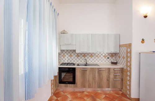 Orosei House | Holiday Home Casa Barvis with Garden, A/C, Terrace and Wi-Fi