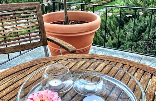 Carona House | Holiday Home CASA GIRR