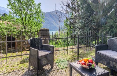 Santa Maria - Rezzonico House | Holiday Home Casa Sul Torrente by Interhome