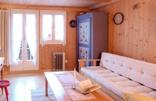 Brienz House | Holiday Home Chalet Esther by Interhome
