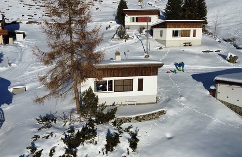 Bivio House | Holiday home Chesa Pitschna – Idyllic vacation home for unforgettable days