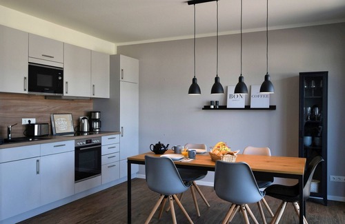 Heringhausen House | Holiday Home 'Christa' with Lake View, Private Terrace and Wi-Fi