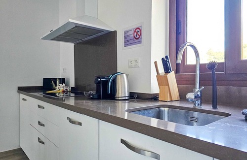 Competa House | Holiday Home "Cortijo Airen" with Pool, Mountain View & Wi-Fi