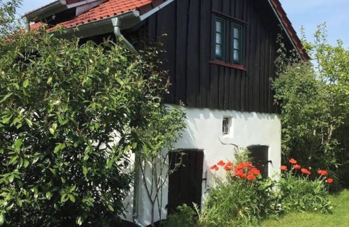 Klockenhagen House | Holiday Home 'Villa Ilsebill' with Private Terrace, Private Garden