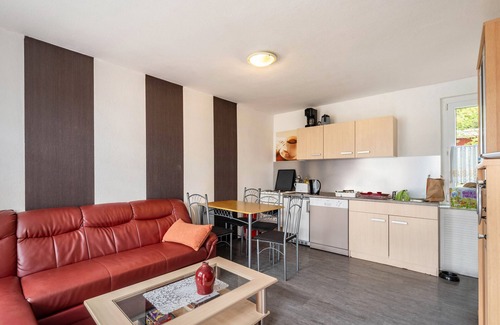 Bungalowdorf an der Talsperre House | Holiday Home '145' with Private Terrace and Private Garden