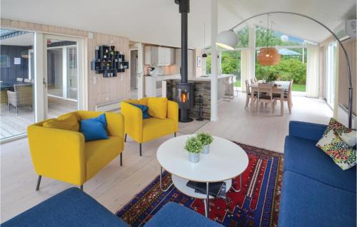 Lyngsbæk Strand House | Holiday Home Ebeltoft With A Fireplace 9