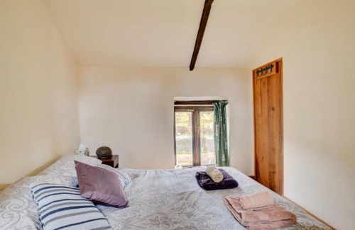 Brecon House | Holiday Home Eithrin Fach by Interhome