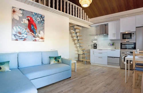 Conil de la Frontera House | Holiday Home 'El Cortijo de Claudia - Adults only' with Mountain View, Shared Pool and Wi-Fi