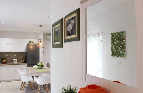 Dracevica House | Holiday Home Ela - Three Bedroom Holiday Home with outdoor Pool (ST)