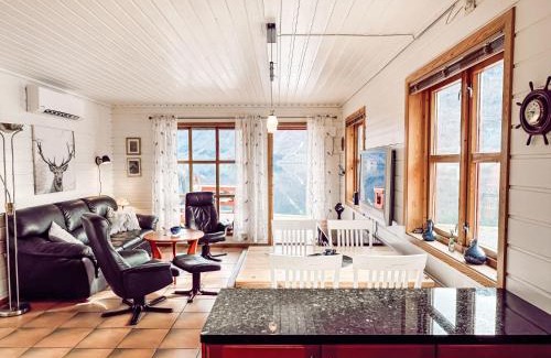 Balestrand House | Holiday Home Elghytta by Interhome