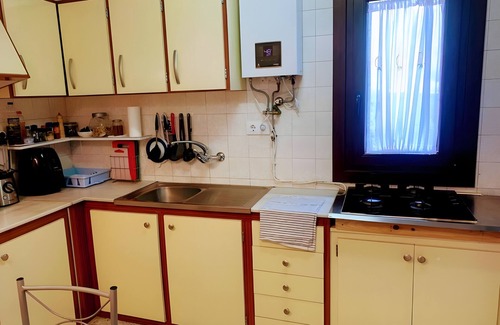 Corme Porto House | Holiday Home 'Encantadora Boutique Home' with Mountain View, Wi-Fi and Air Conditioning
