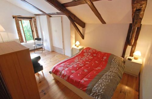 Grezels House | Holiday Home Ensemble de 3 maisons Lavit by Interhome
