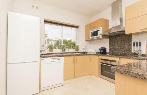 Arcos de la Frontera House | Holiday Home Arcos Gardens Golf by Interhome