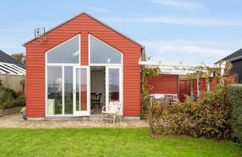 Faaborg House | Holiday Home Evelin - 20m from the sea by Interhome