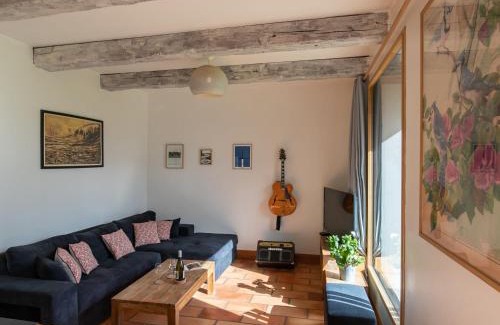 Plounevez-Lochrist House | Holiday Home Feliz Breizh by Interhome