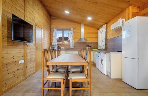 El Ligallo del Ganguil House | Holiday Home "Faro" with Pool, Garden & Wi-Fi