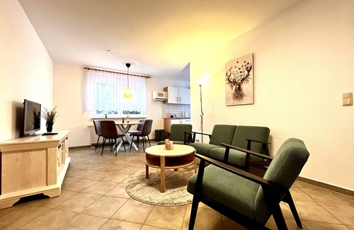 Schierke House | Holiday Home 'Ferienwohnung Waldliebe' with Private Terrace and Wi-Fi