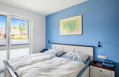 Fedderwardersiel House | Holiday Home Fischer sien Huus-6 by Interhome
