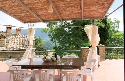 Greve in Chianti House | Holiday Home Fienile by Interhome