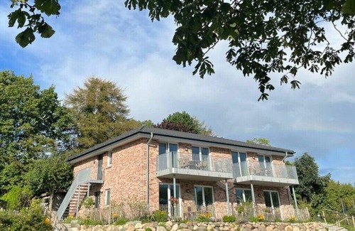 Ellenberg House | Holiday home Fischers Hütte, Apartment Hering
