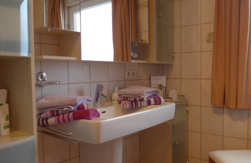 Schonbrunn House | Holiday home for 2 guests with 80m² in Schönbrunn (166324)